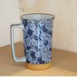 Mug en grès - Fleurs Bleues et Blanches 40cl